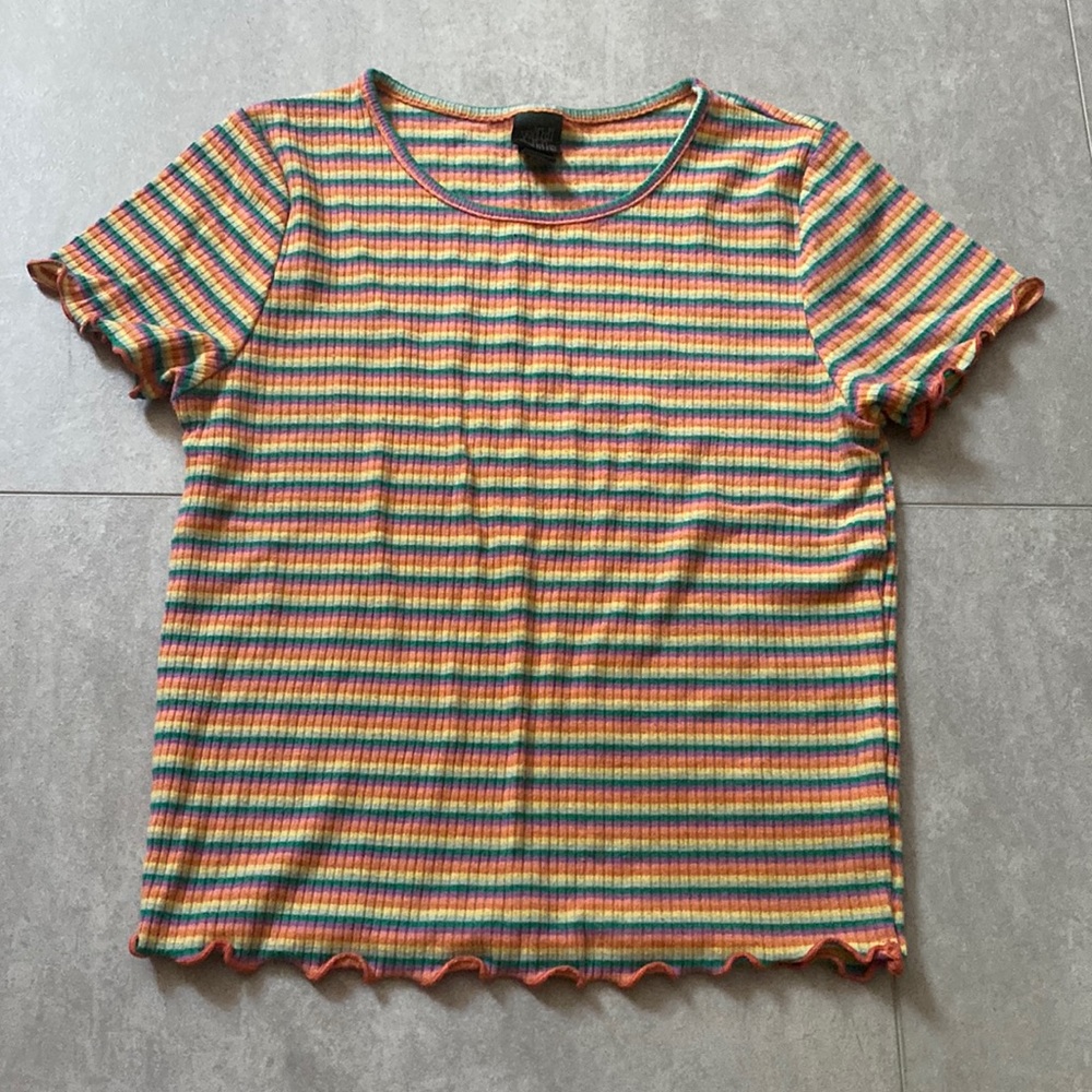 Women’s extra small rainbow t-shirt